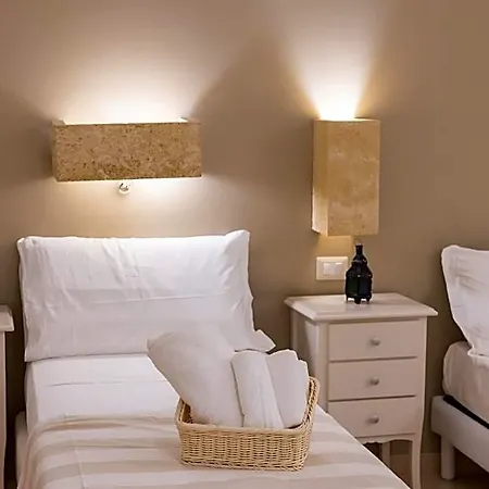 فندق مبيت وإفطار Il Torrino 4*